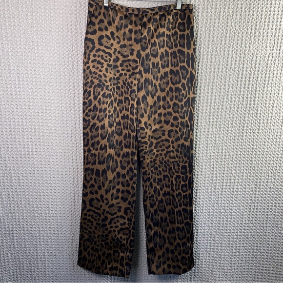 H&M thick satin straight leg leopard cheetah print trouser pants - Picture 3 of 6